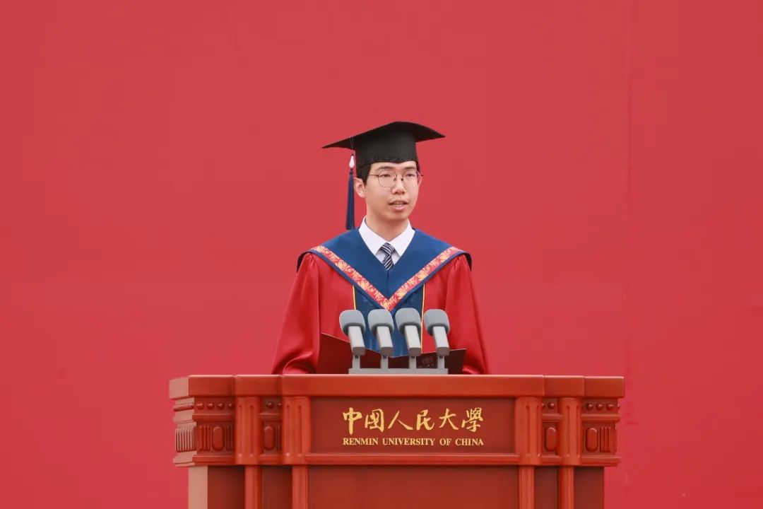 候宇蓬.jpg